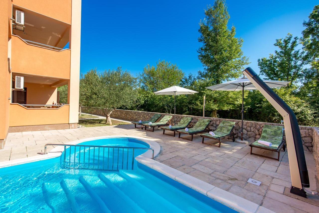 Villa Romana And Tea Šilo Exteriör bild