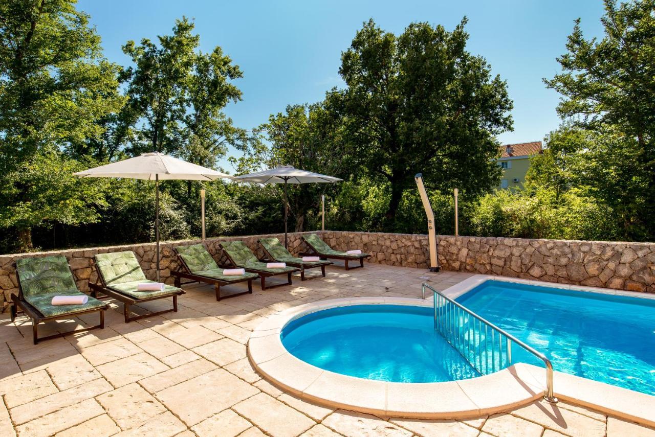 Villa Romana And Tea Šilo Exteriör bild
